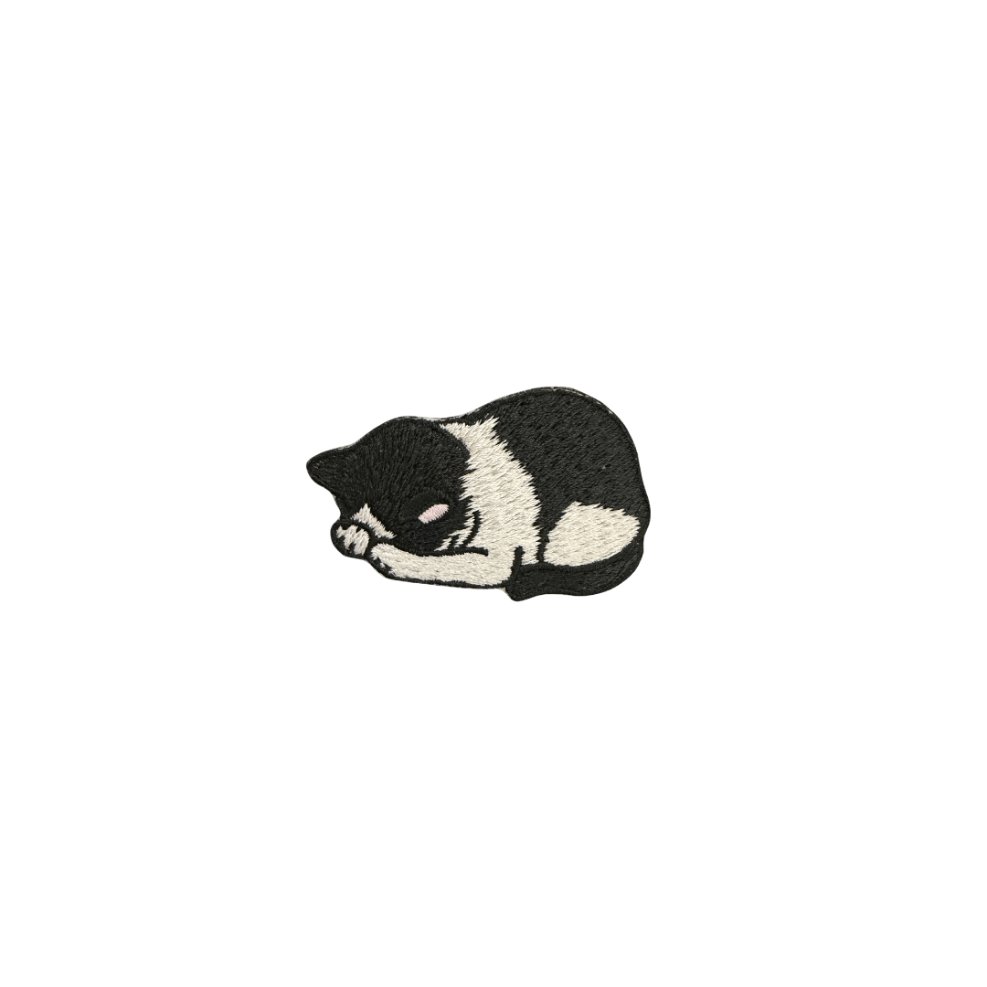 Black & White Cat 5.5*3.5cm