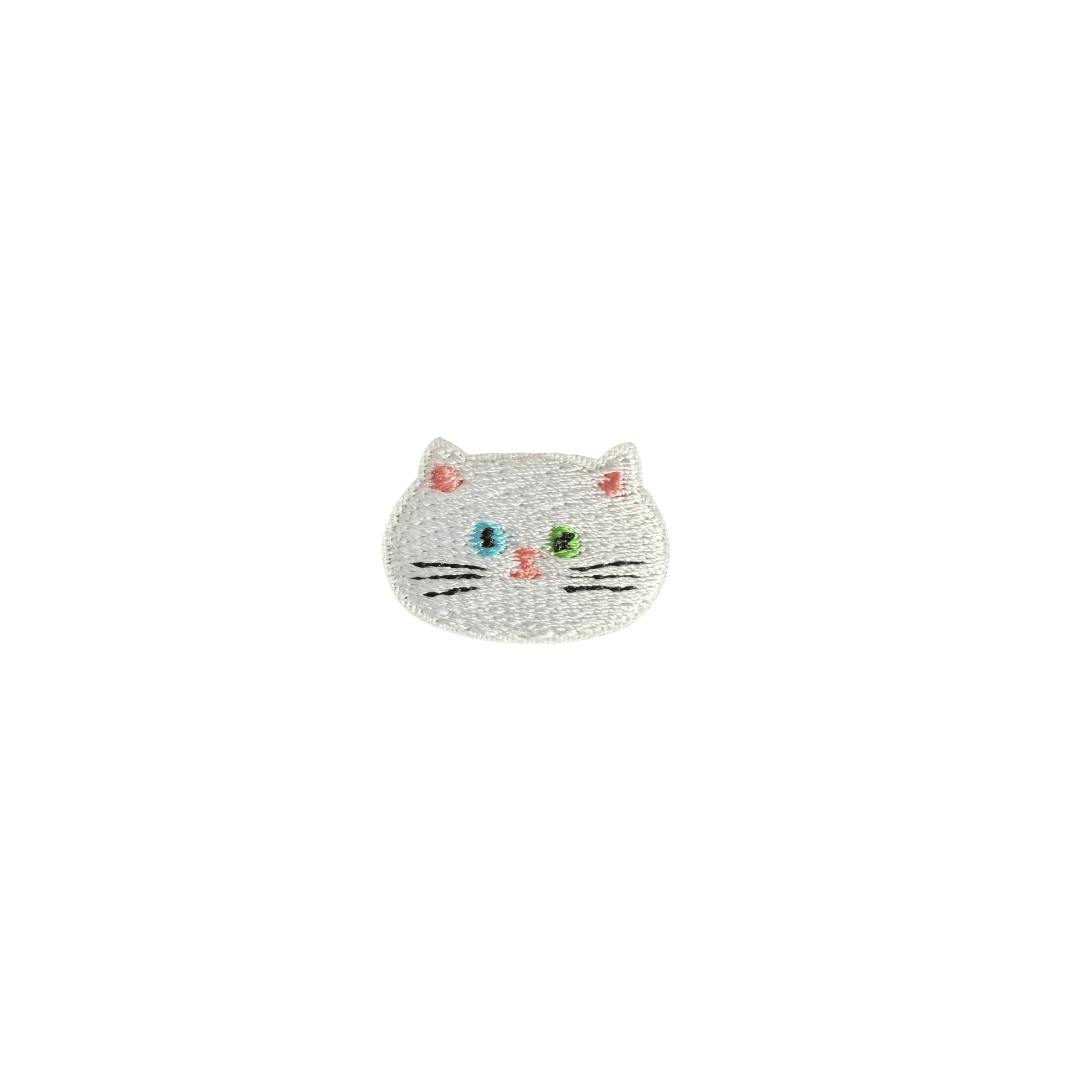 White Kitty Cat 2.5*1.7cm